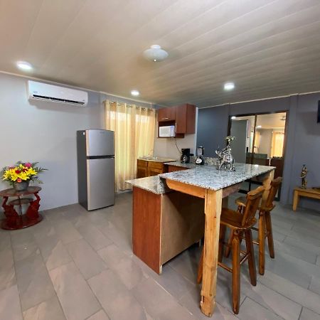 Harmonious House Apartment Sierpe Bagian luar foto