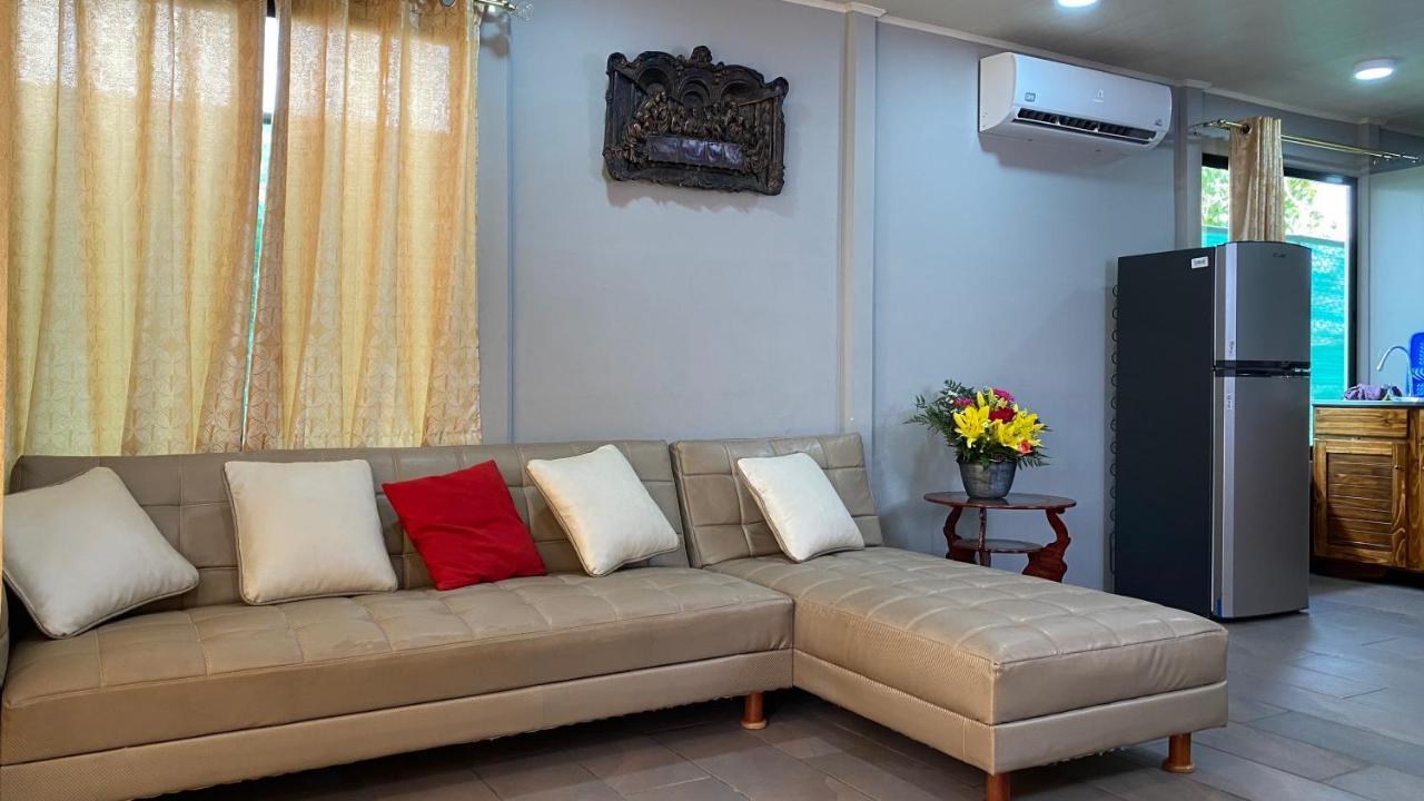 Harmonious House Apartment Sierpe Bagian luar foto