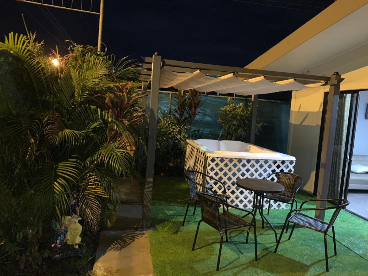 Harmonious House Apartment Sierpe Bagian luar foto