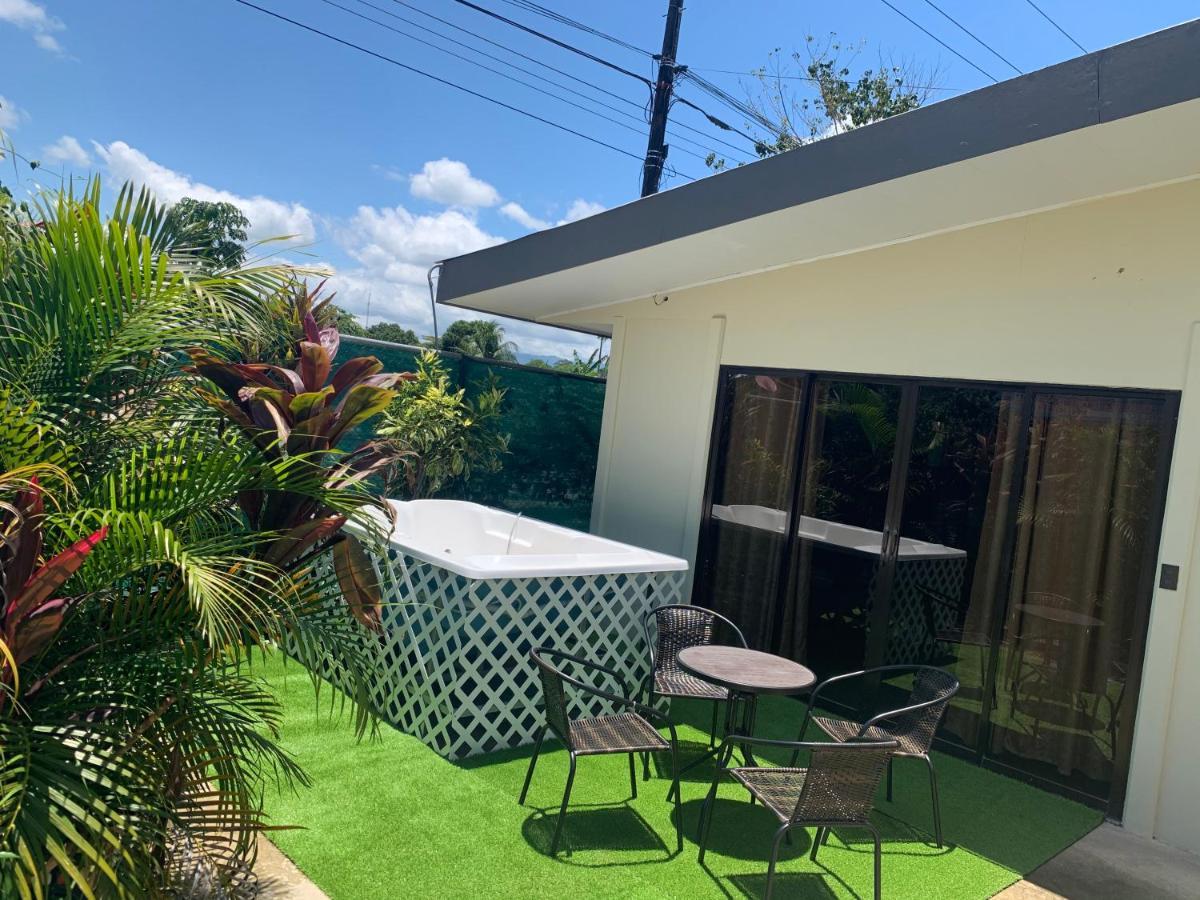 Harmonious House Apartment Sierpe Bagian luar foto