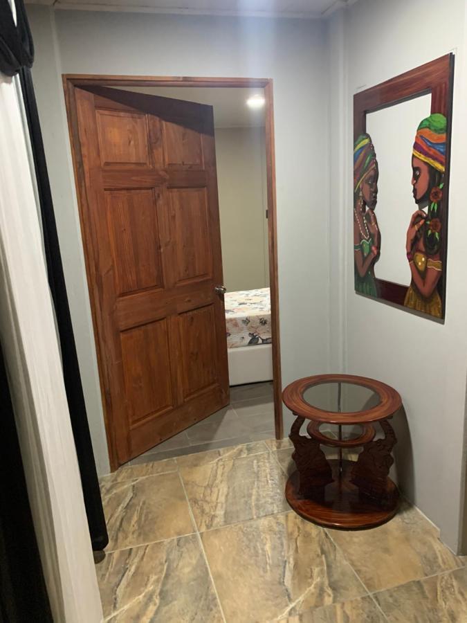Harmonious House Apartment Sierpe Bagian luar foto