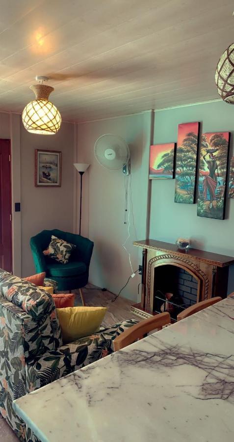 Harmonious House Apartment Sierpe Bagian luar foto